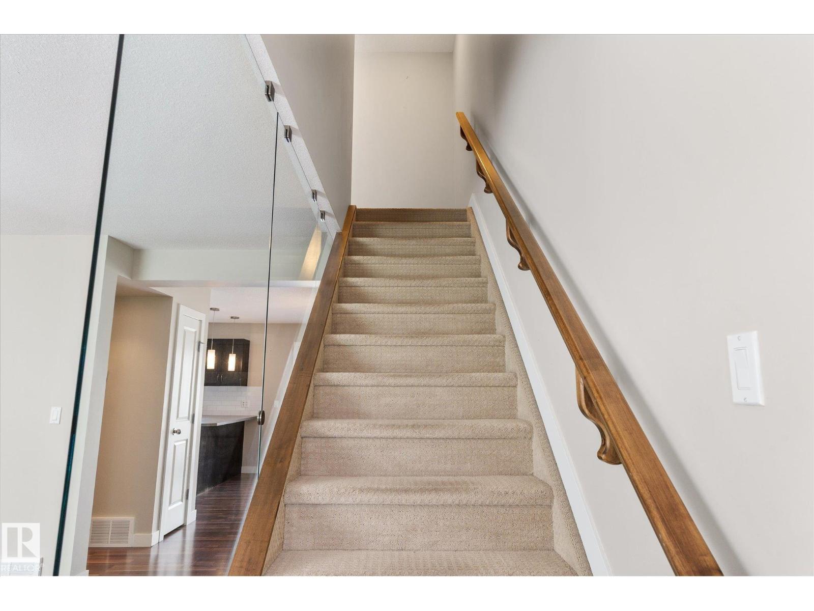 Photo 3 of 24 7289 South Terwillegar Dr Nw, Edmonton AB
