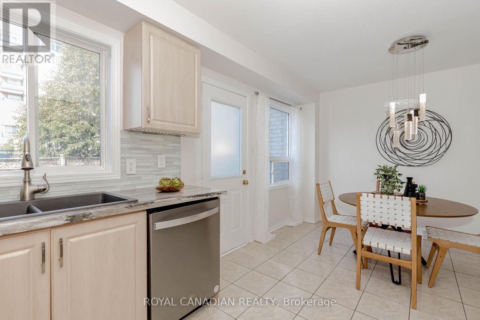Photo 14 of 1840 Mccoy Avenue, Burlington ON