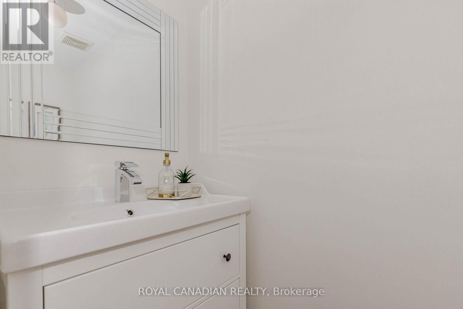Photo 16 of 1840 Mccoy Avenue, Burlington ON