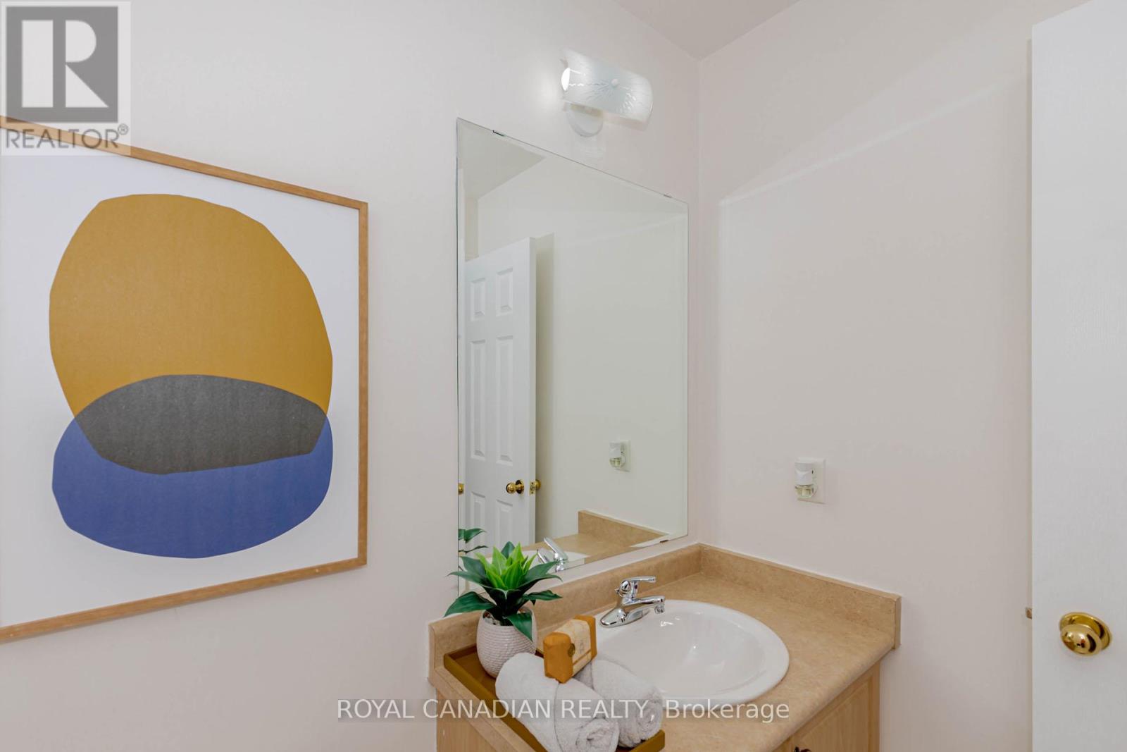 Photo 36 of 1840 Mccoy Avenue, Burlington ON