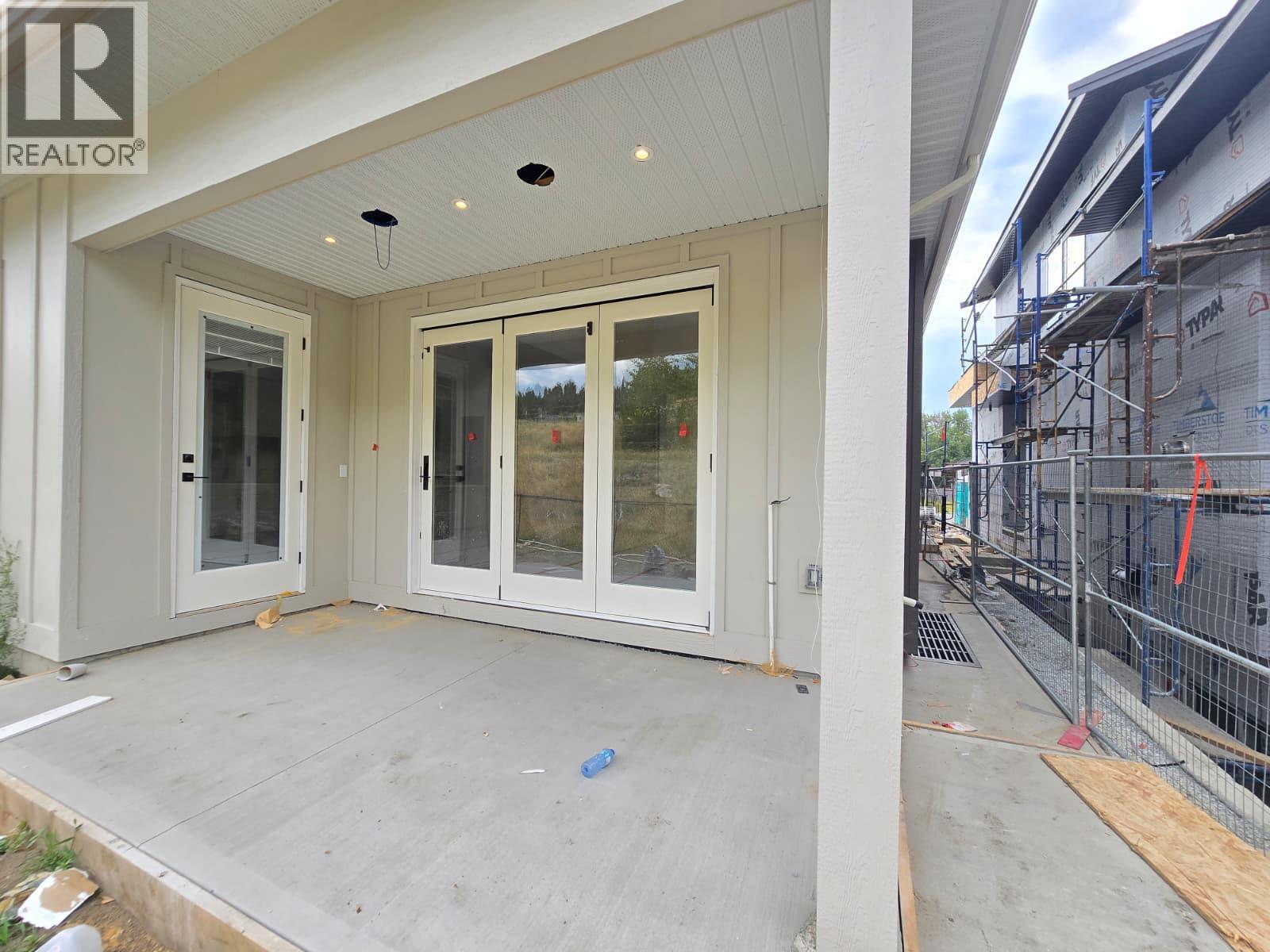  1012 Bull Crescent, Kelowna