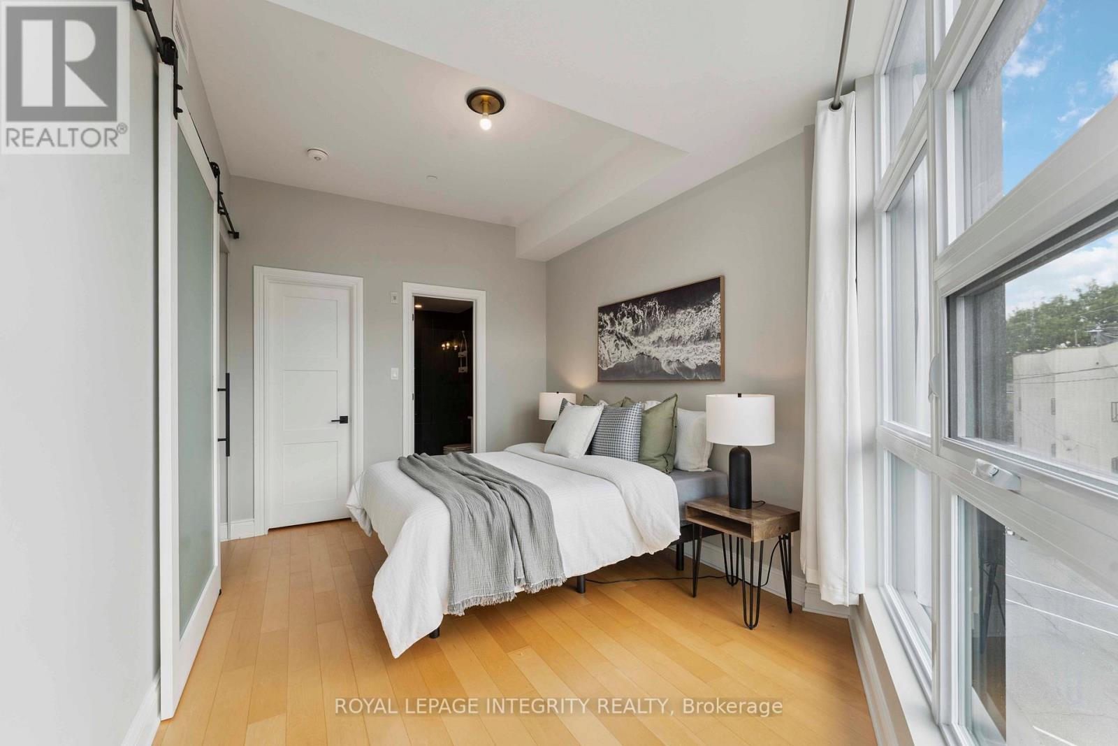 Photo 11 of 302 101 Pinhey Street, Ottawa ON