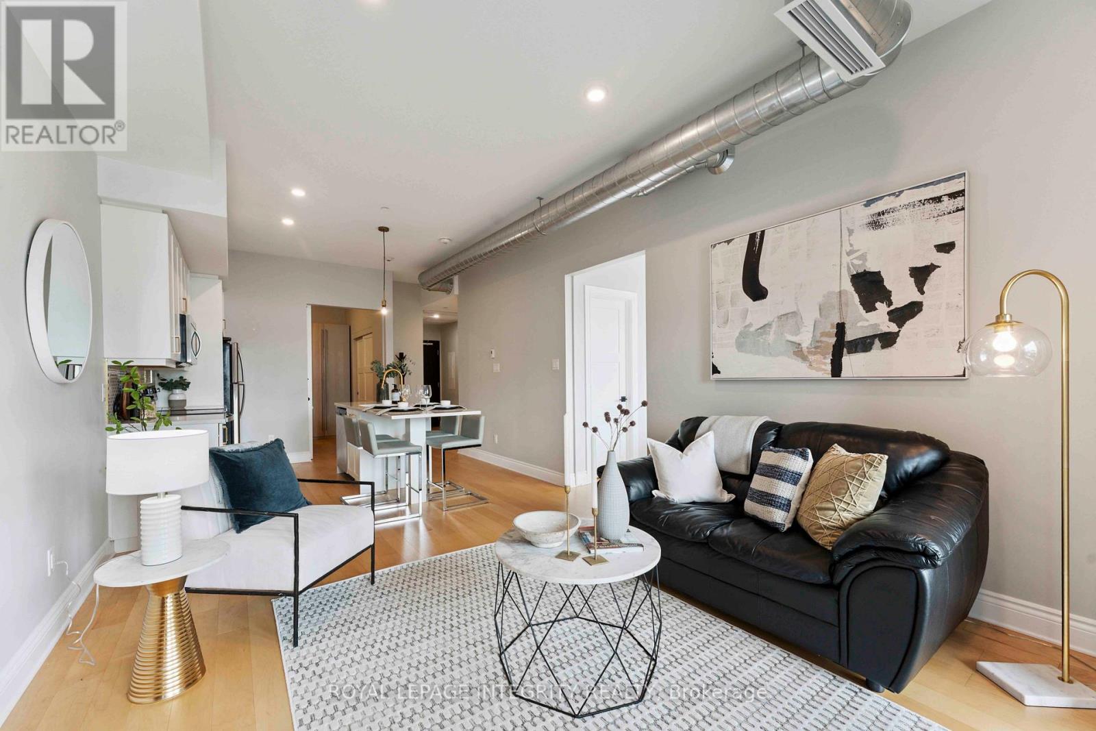 Photo 3 of 302 101 Pinhey Street, Ottawa ON