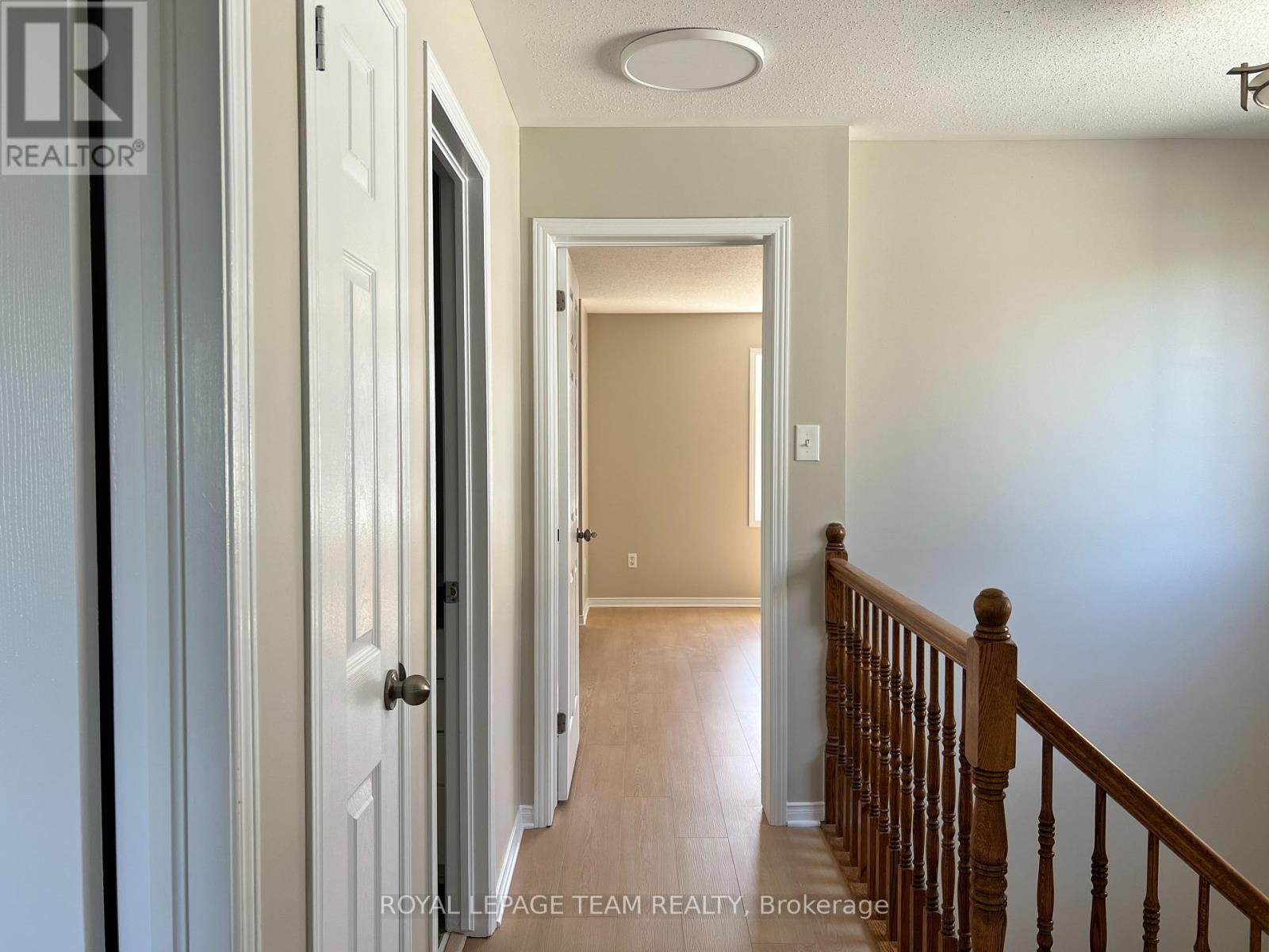 Photo 16 of 195 Harbour View Street, Ottawa ON