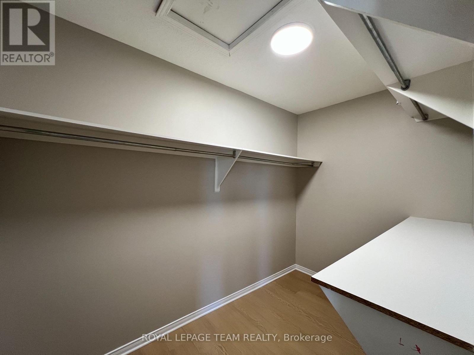 Photo 21 of 195 Harbour View Street, Ottawa ON