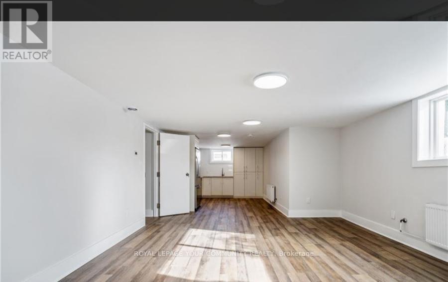 Photo 8 of 21 Highfield Avenue, St Catharines ON