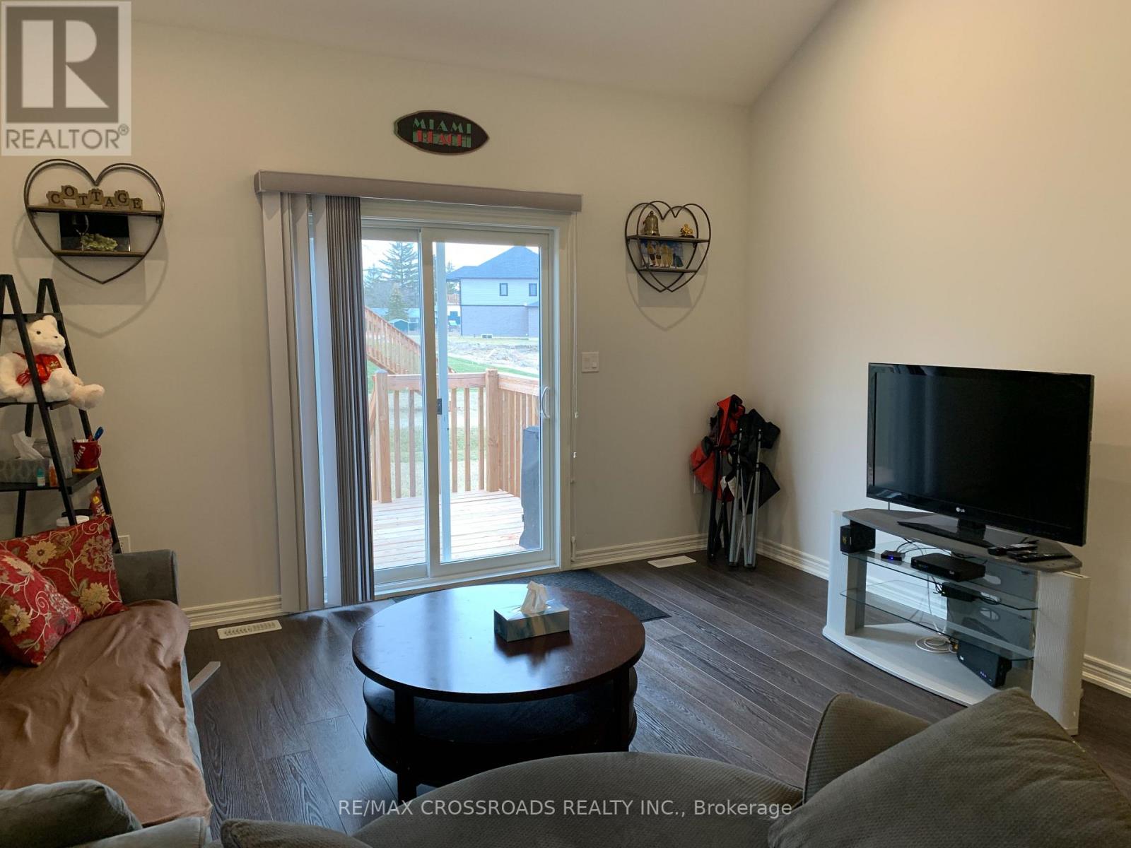 Photo 3 of 3649 Allen Trail, Fort Erie ON