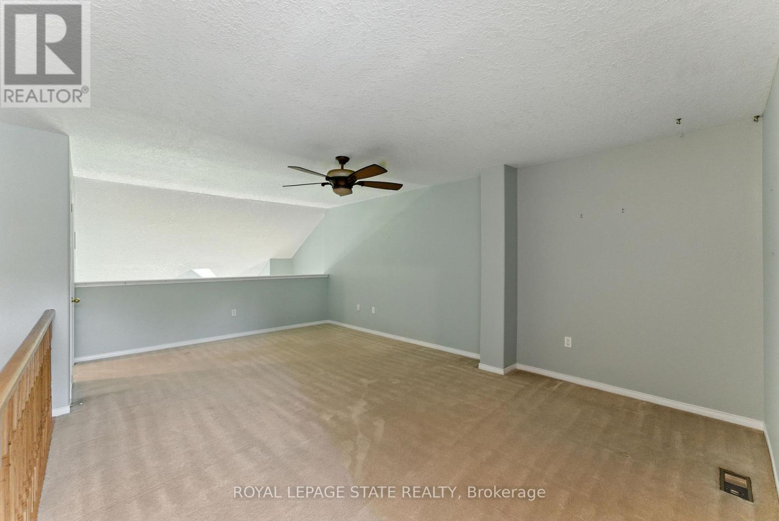 Photo 7 of 6 40 Wesleyan Court, Hamilton ON