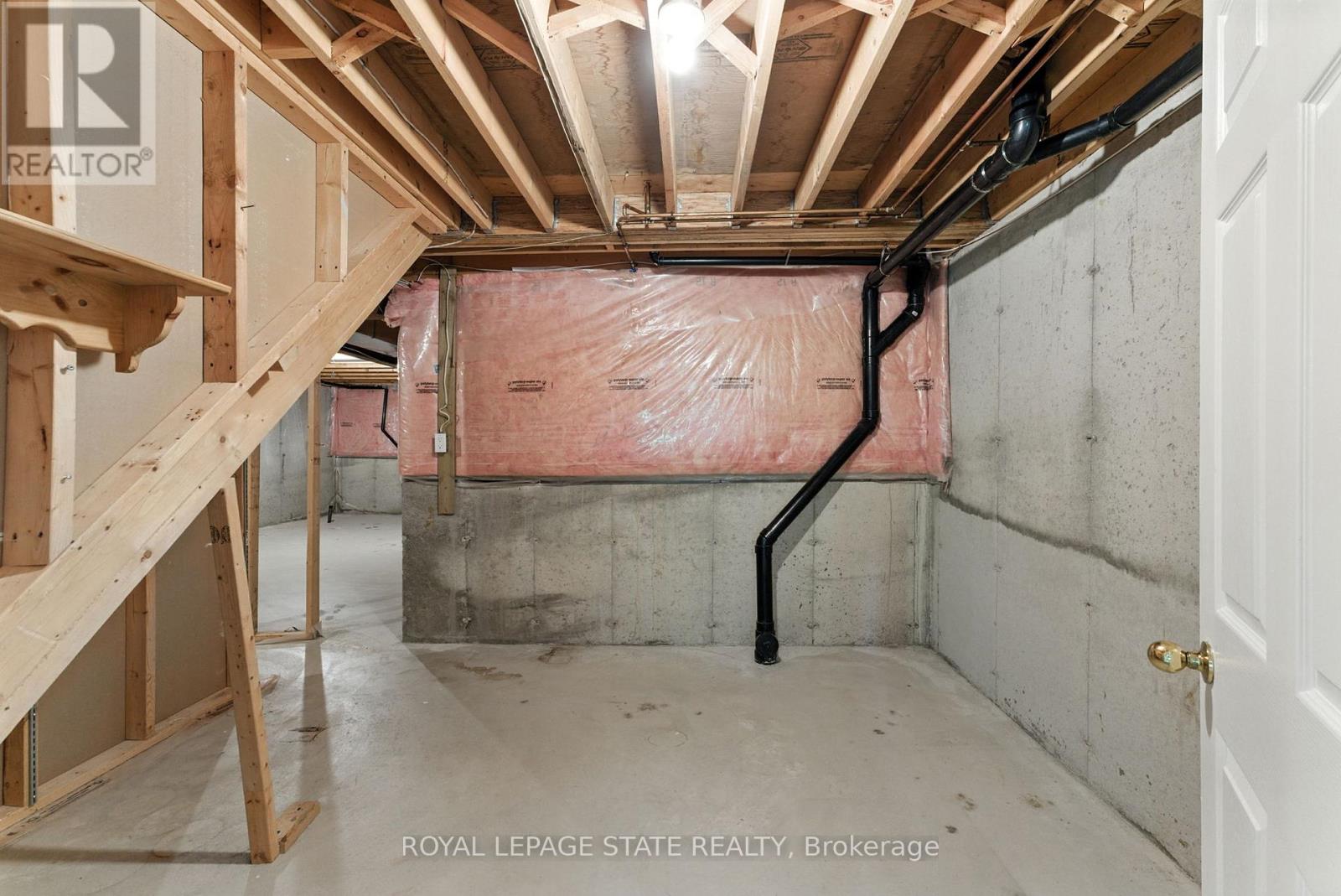 Photo 23 of 6 40 Wesleyan Court, Hamilton ON