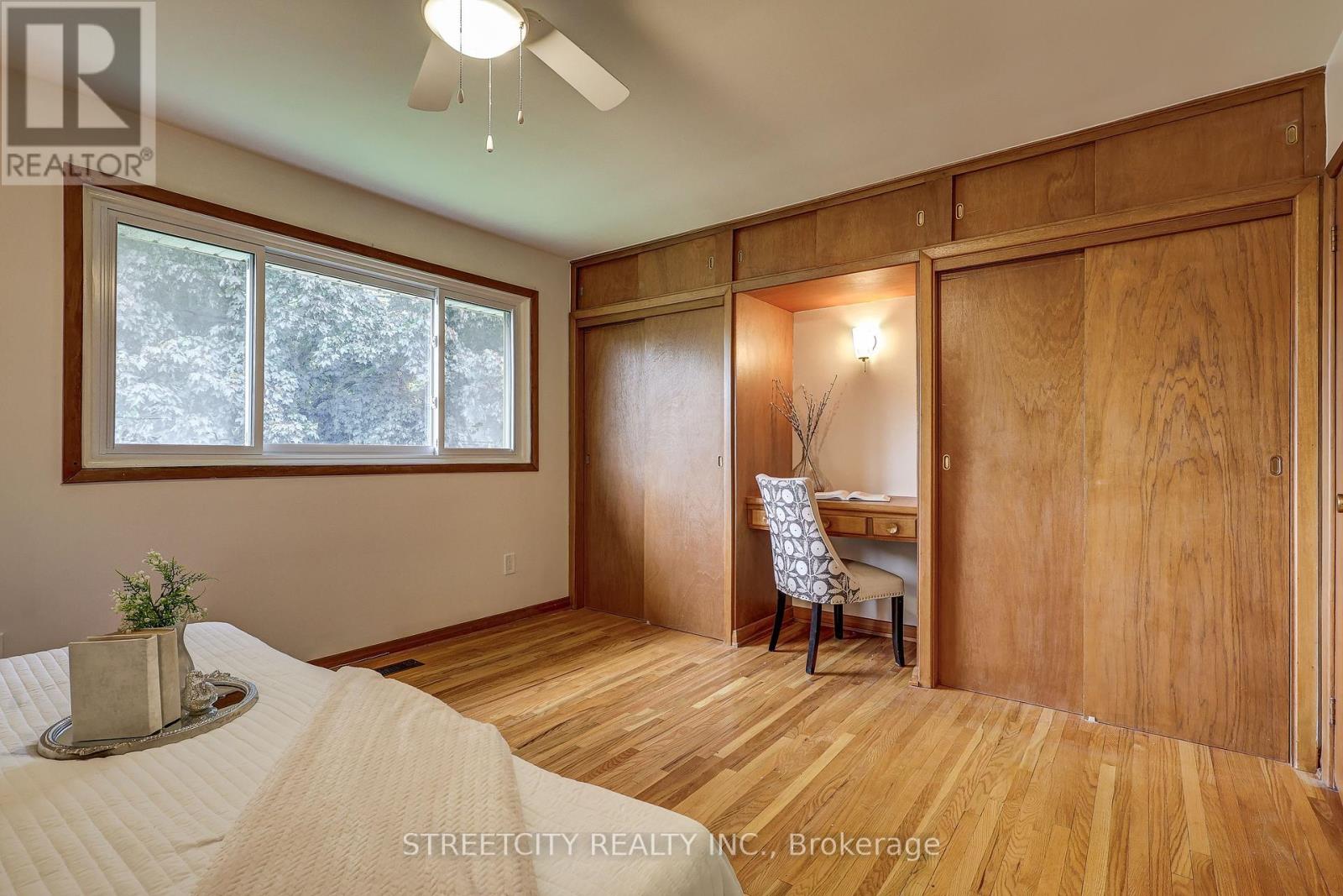 Photo 41 of 76 Bloomfield Drive, London North ON