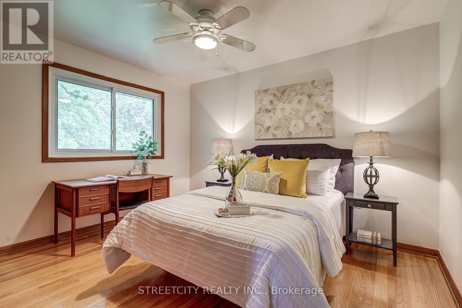 Photo 42 of 76 Bloomfield Drive, London North ON