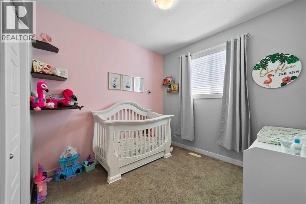 Photo 32 of 5209 33 A Avenue, Camrose AB