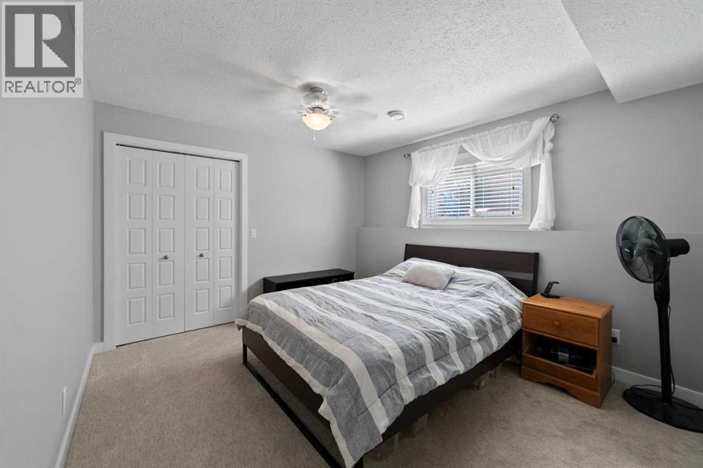 Photo 25 of 5209 33 A Avenue, Camrose AB