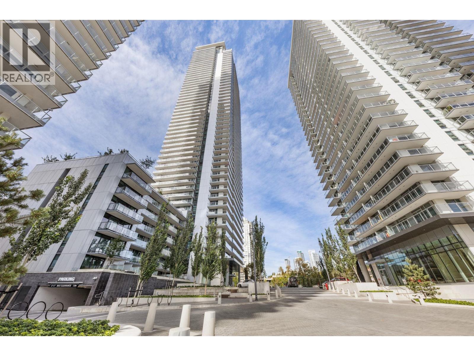 Photo 1 of 1607 3809 Evergreen Place, Burnaby BC