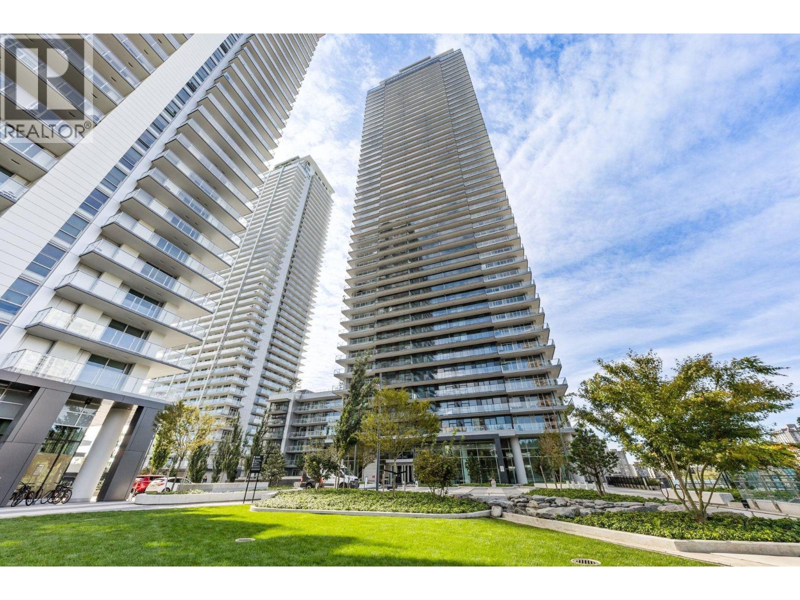 Photo 2 of 1607 3809 Evergreen Place, Burnaby BC