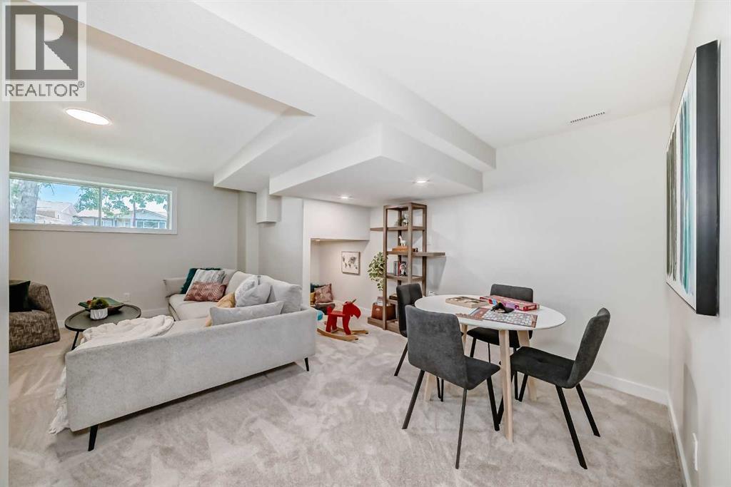 Single Family House Bungalow for Sale in  Sunbank Way SE Sundance Calgary 