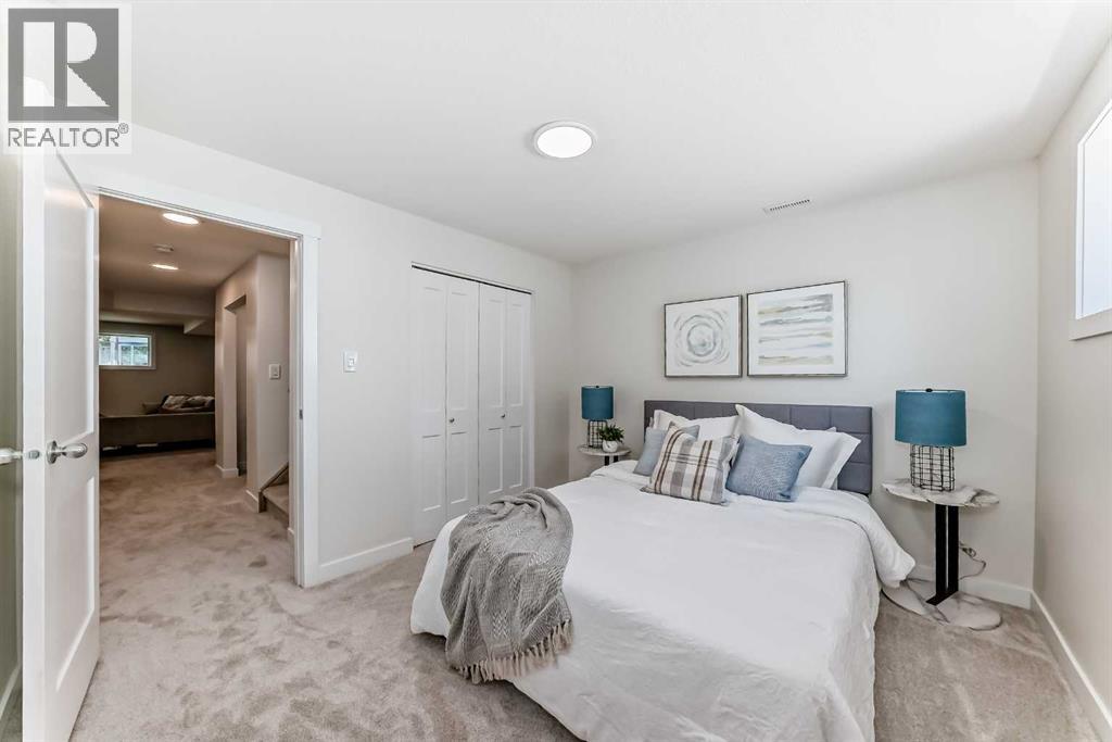 Single Family House Bungalow for Sale in  Sunbank Way SE Sundance Calgary 