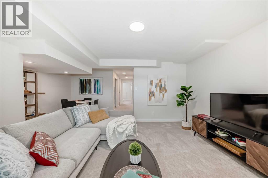 Single Family House Bungalow for Sale in  Sunbank Way SE Sundance Calgary 