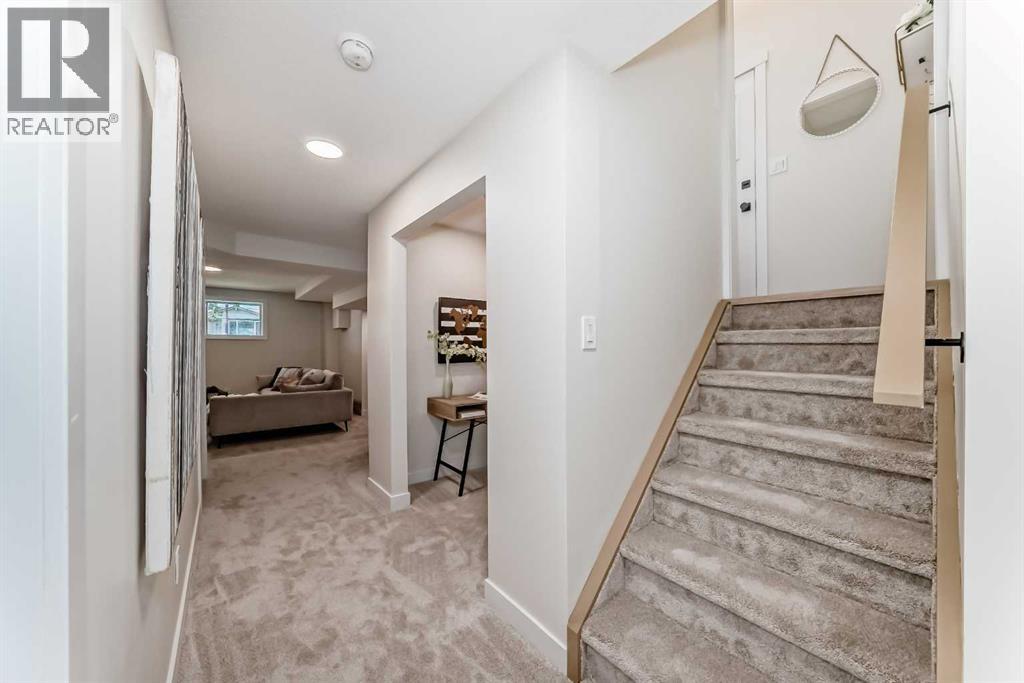 Single Family House Bungalow for Sale in  Sunbank Way SE Sundance Calgary 