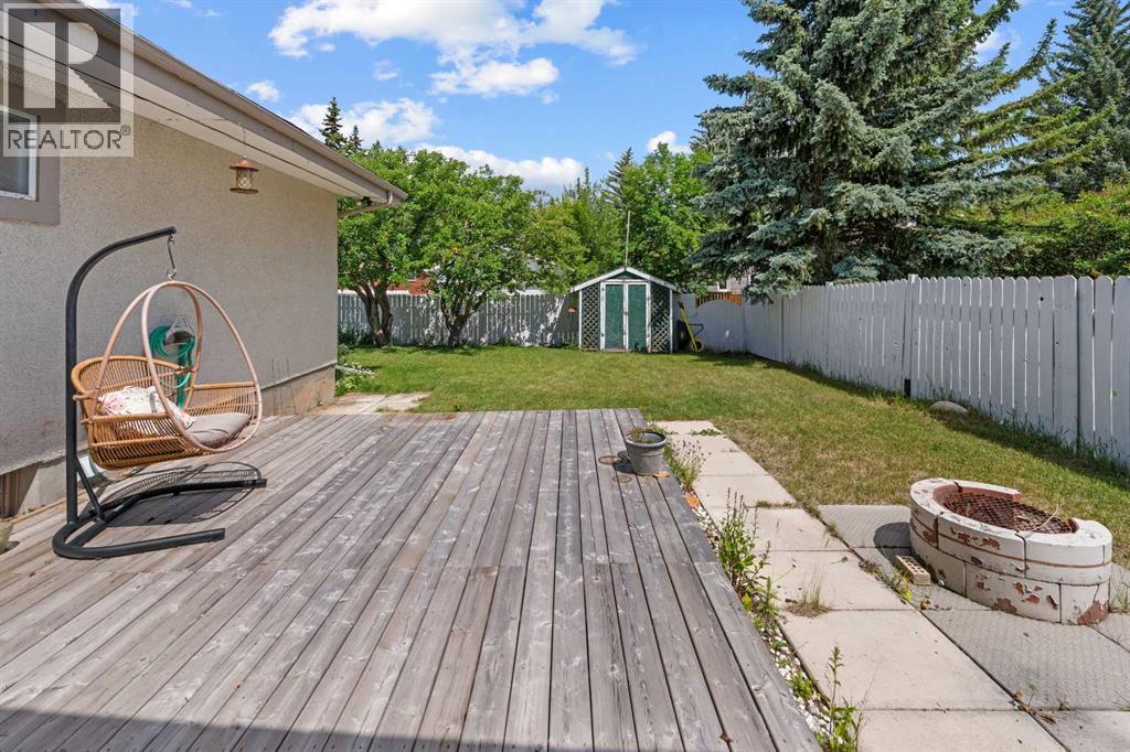 Photo 35 of 924 Cannock Road Sw, Calgary AB
