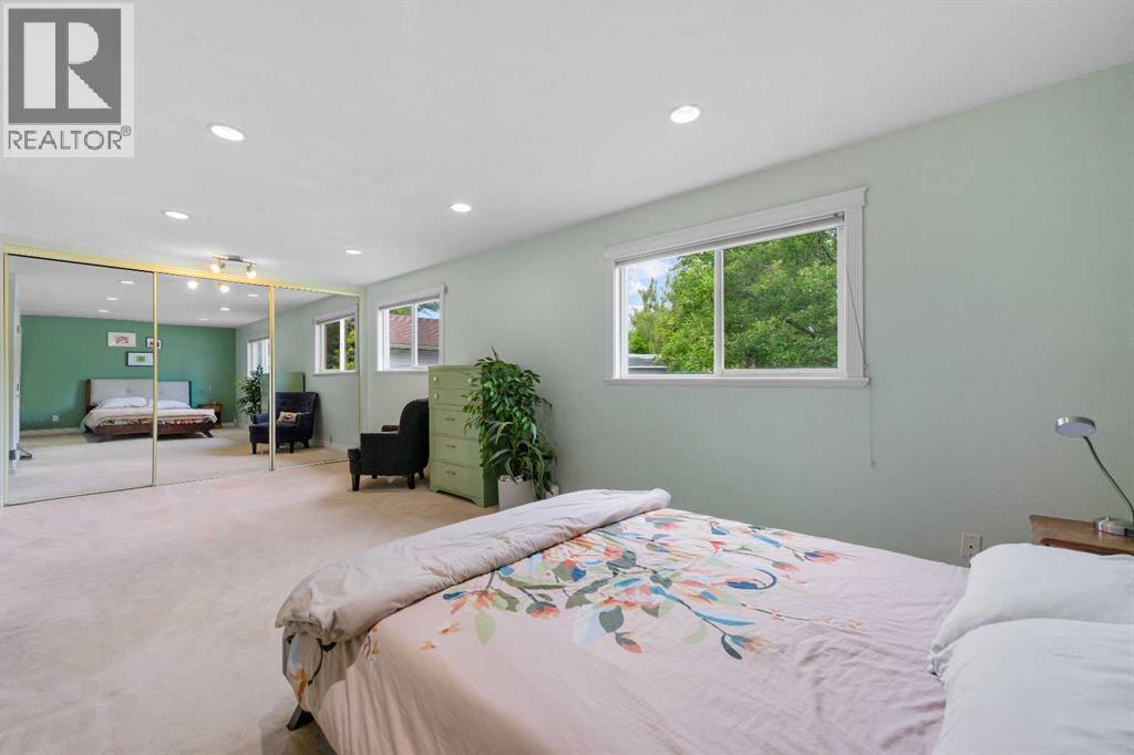 Photo 20 of 924 Cannock Road Sw, Calgary AB
