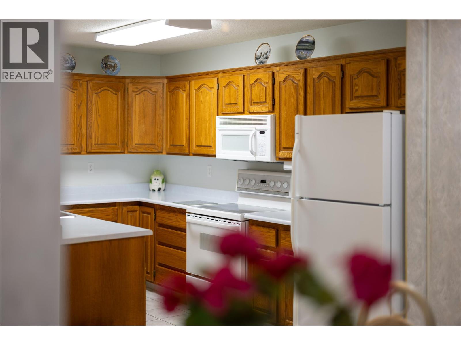 418 1329 KLO Road, Kelowna