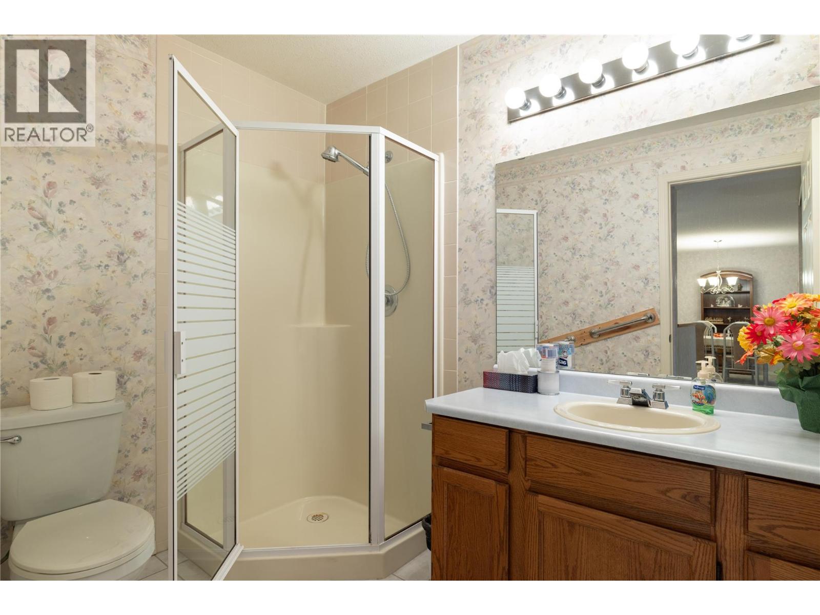 418 1329 KLO Road, Kelowna