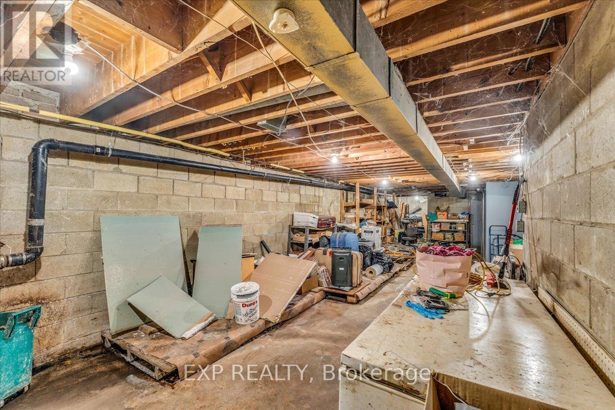 Photo 23 of 1792 Jane Street, Toronto ON