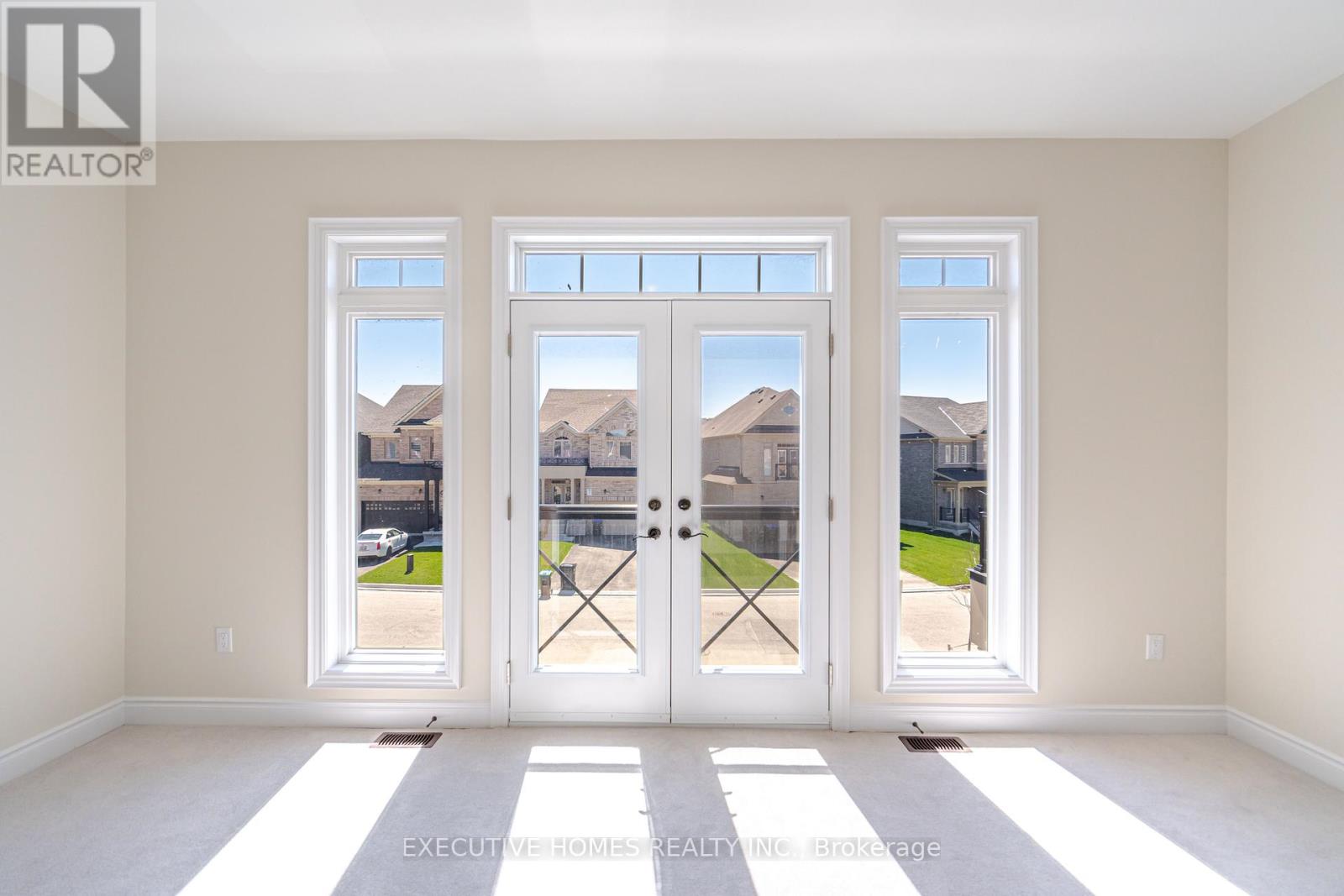 Photo 27 of 14 Mac Campbell Way, Bradford West Gwillimbury ON