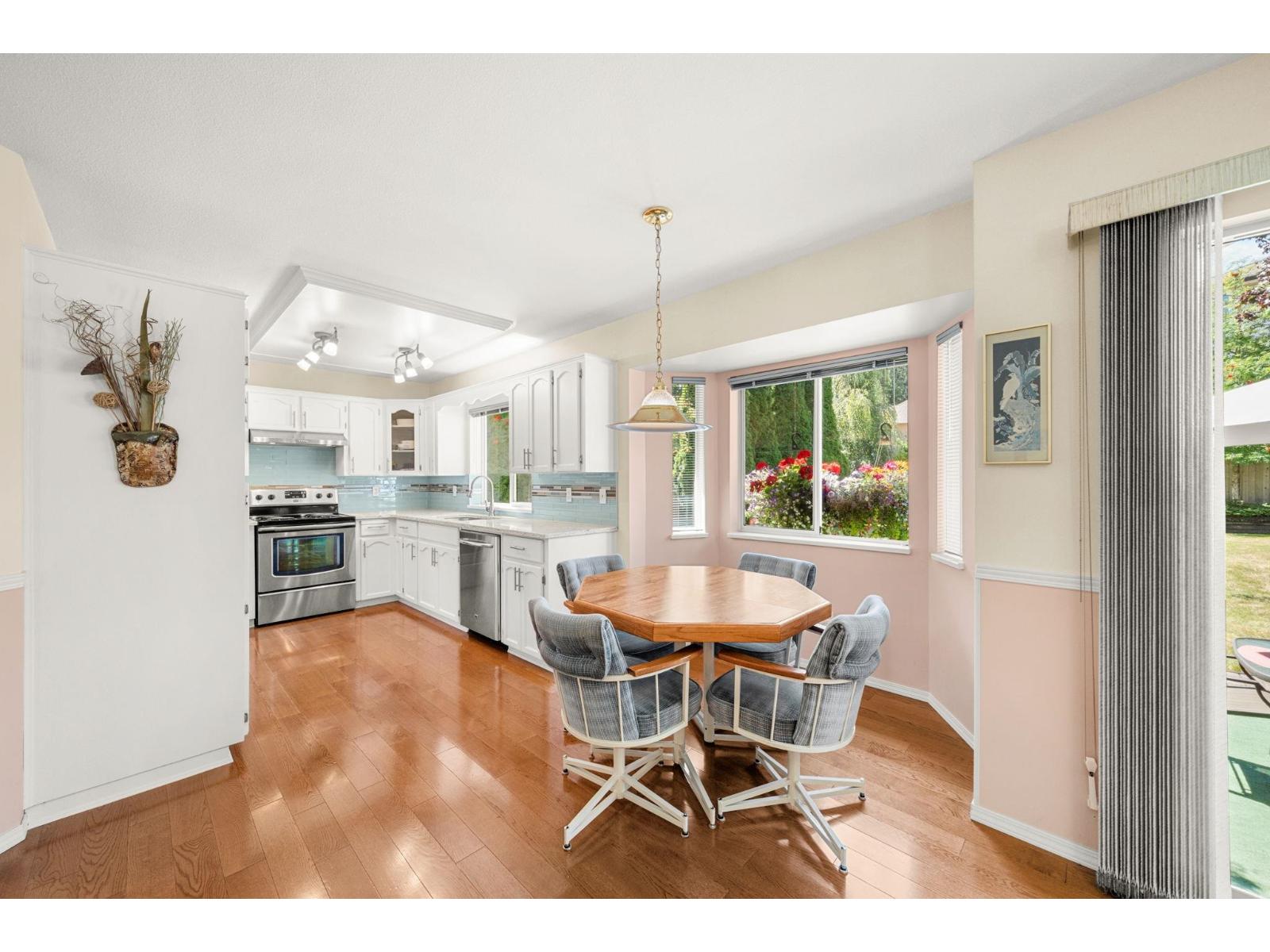 Photo 15 of 6039 191 A Street, Surrey BC