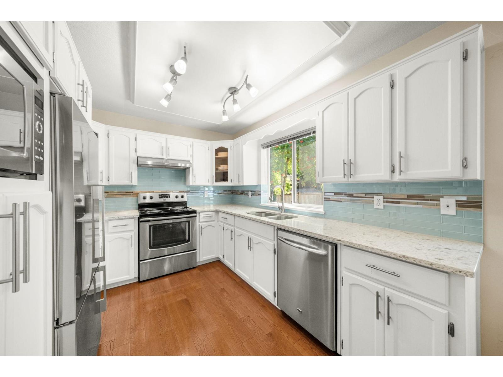 Photo 13 of 6039 191 A Street, Surrey BC