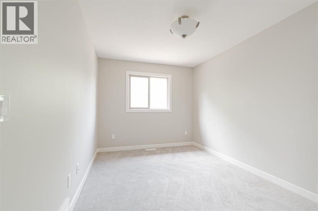 Photo 4 of 189 Shalestone Way, Fort Mcmurray AB