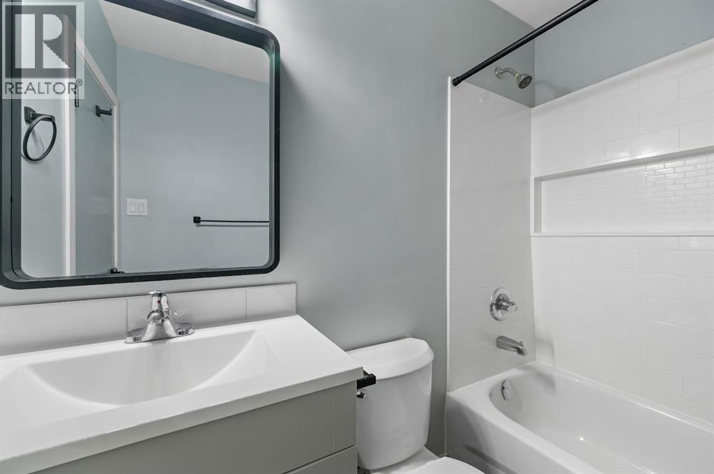 Photo 16 of 2619 16 Street Sw, Calgary AB