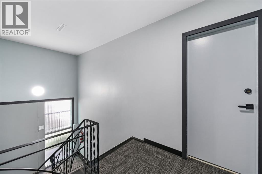 Photo 17 of 2619 16 Street Sw, Calgary AB