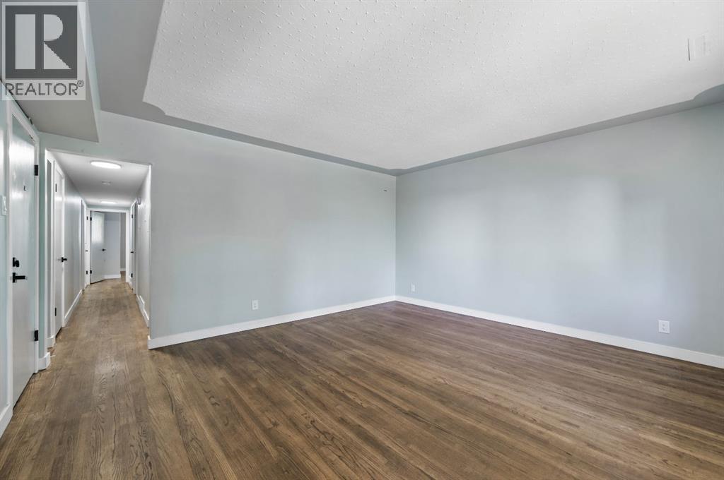 Photo 15 of 2619 16 Street Sw, Calgary AB