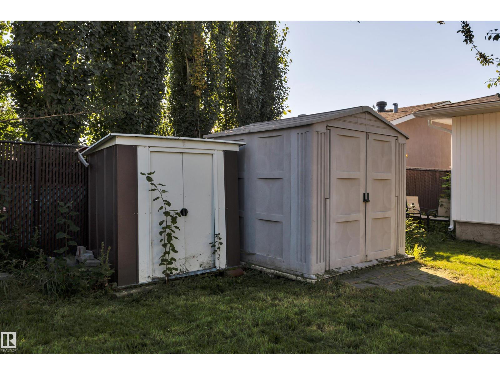 Photo 9 of 6720 20 Av Nw, Edmonton AB