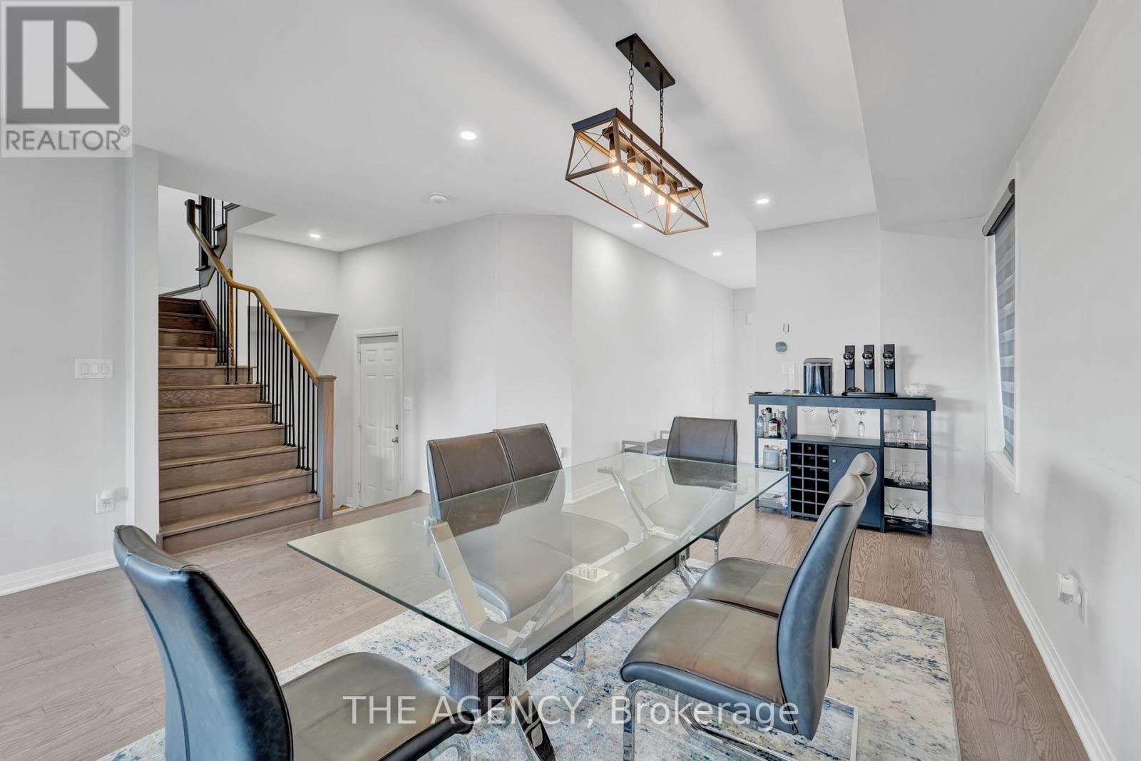 Photo 7 of 115 Yacht Drive, Clarington ON