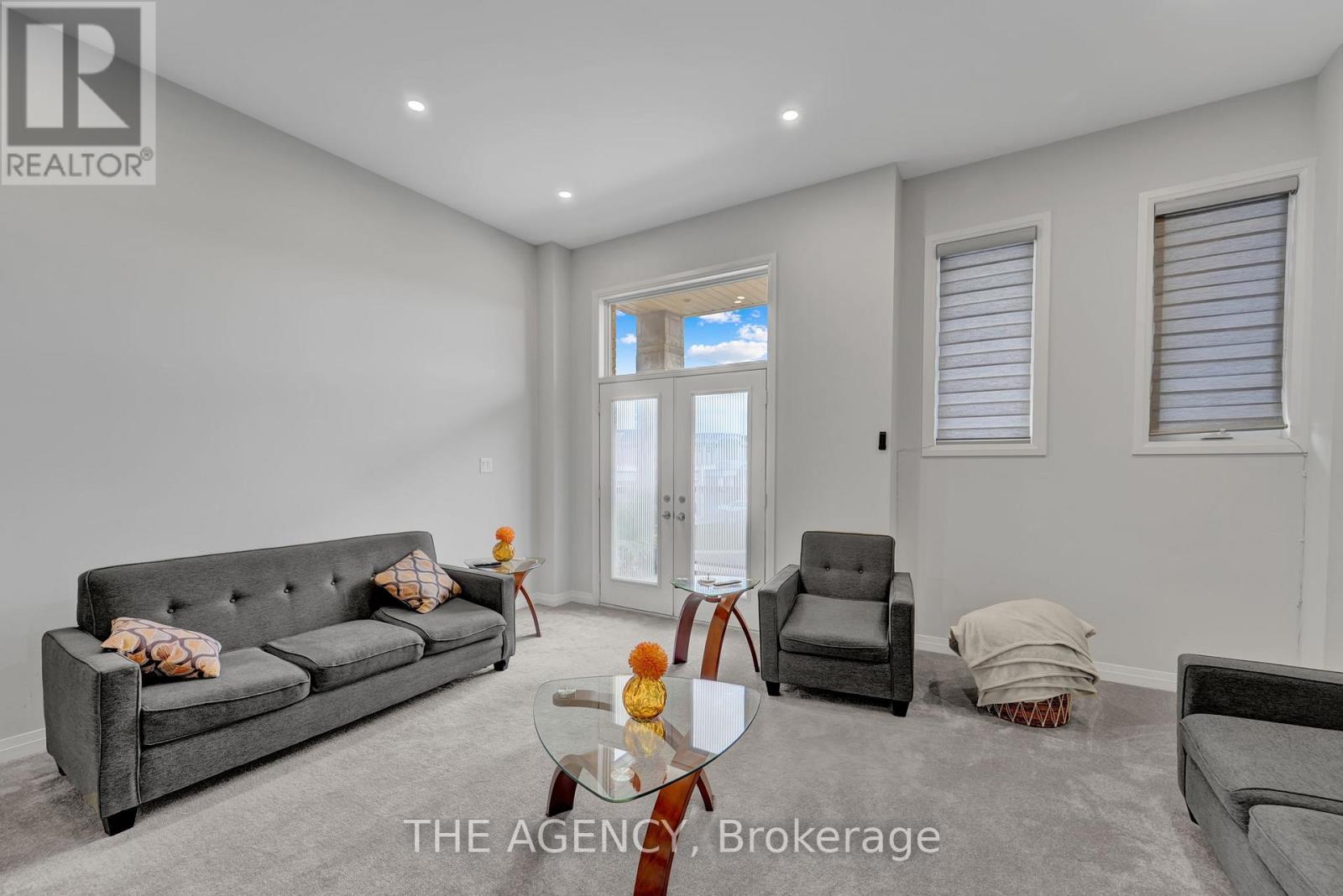 Photo 46 of 115 Yacht Drive, Clarington ON