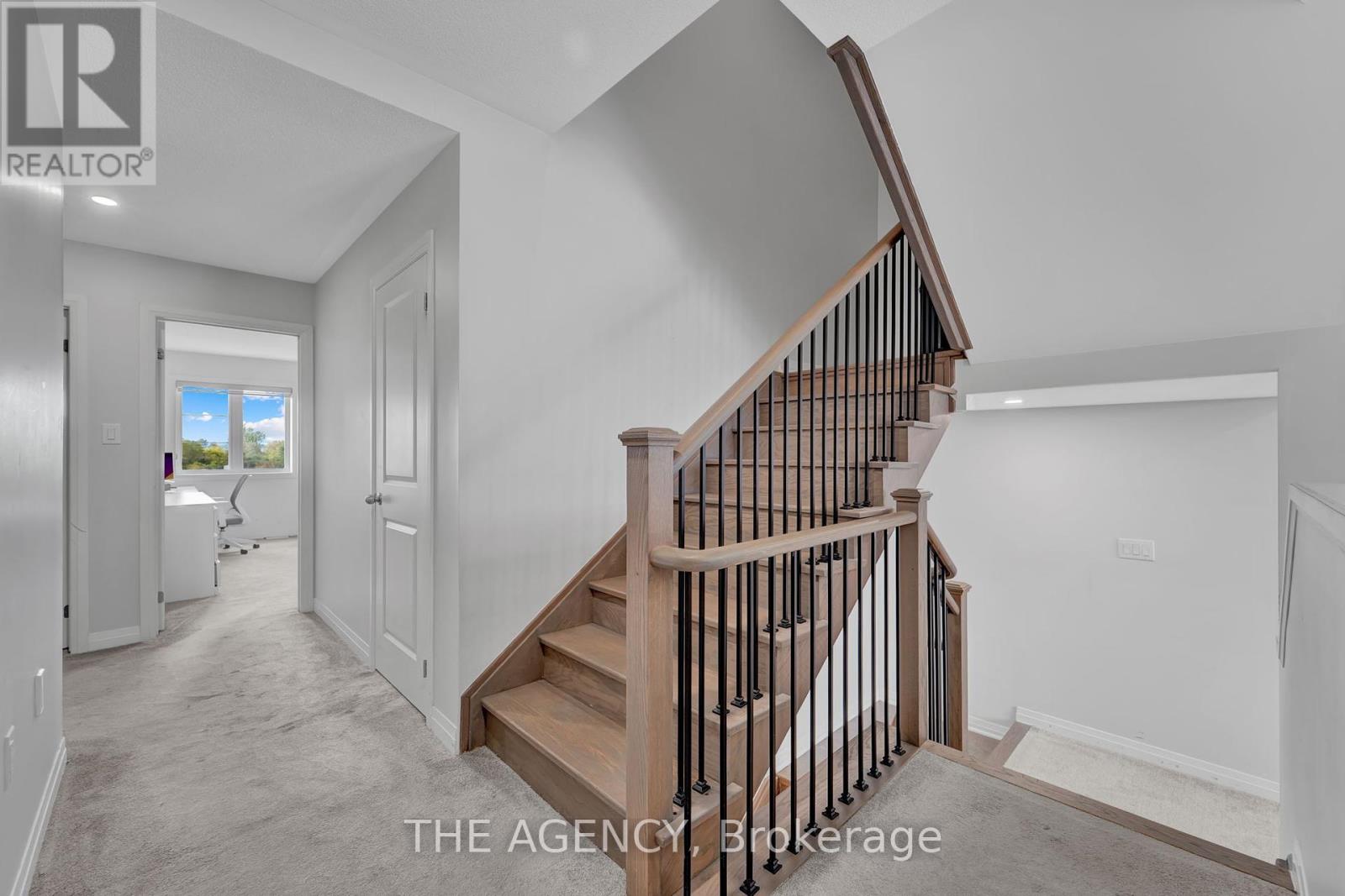 Photo 13 of 115 Yacht Drive, Clarington ON