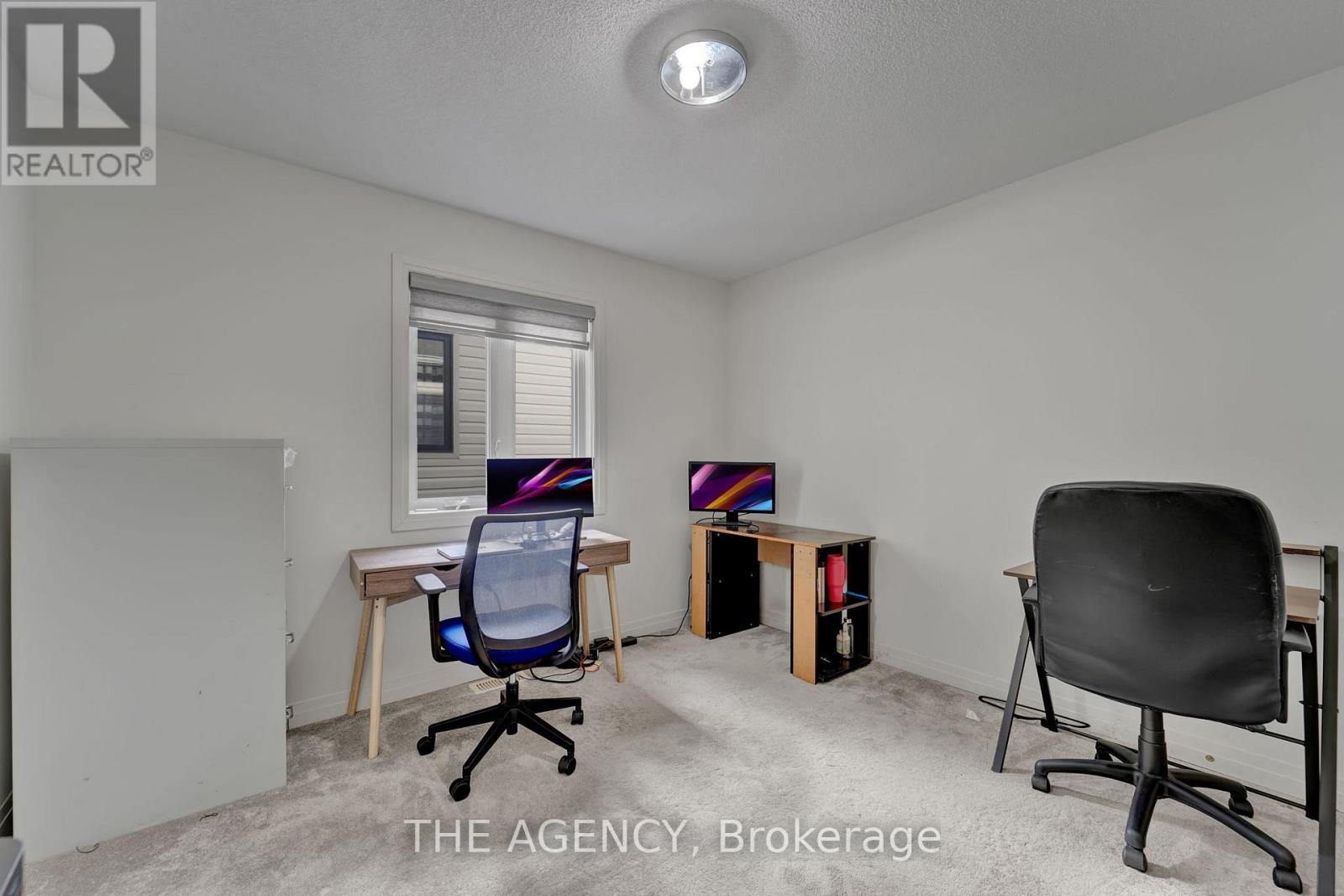 Photo 17 of 115 Yacht Drive, Clarington ON