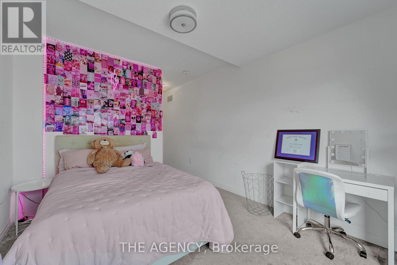 Photo 1 of 115 Yacht Drive, Clarington ON