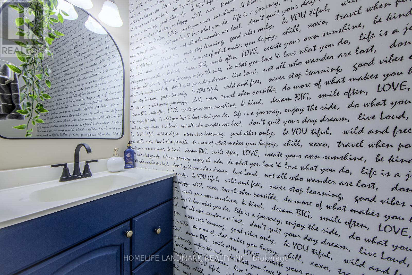 Photo 15 of 915 Harding Street, Whitby ON