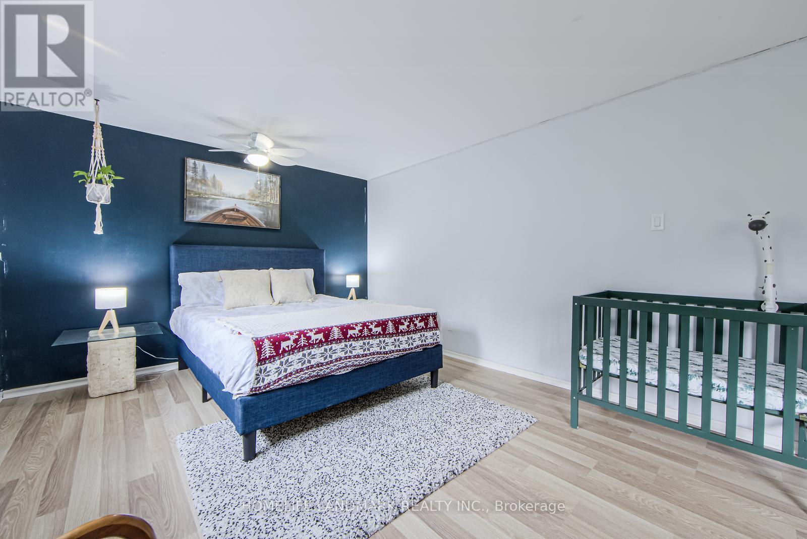 Photo 7 of 915 Harding Street, Whitby ON