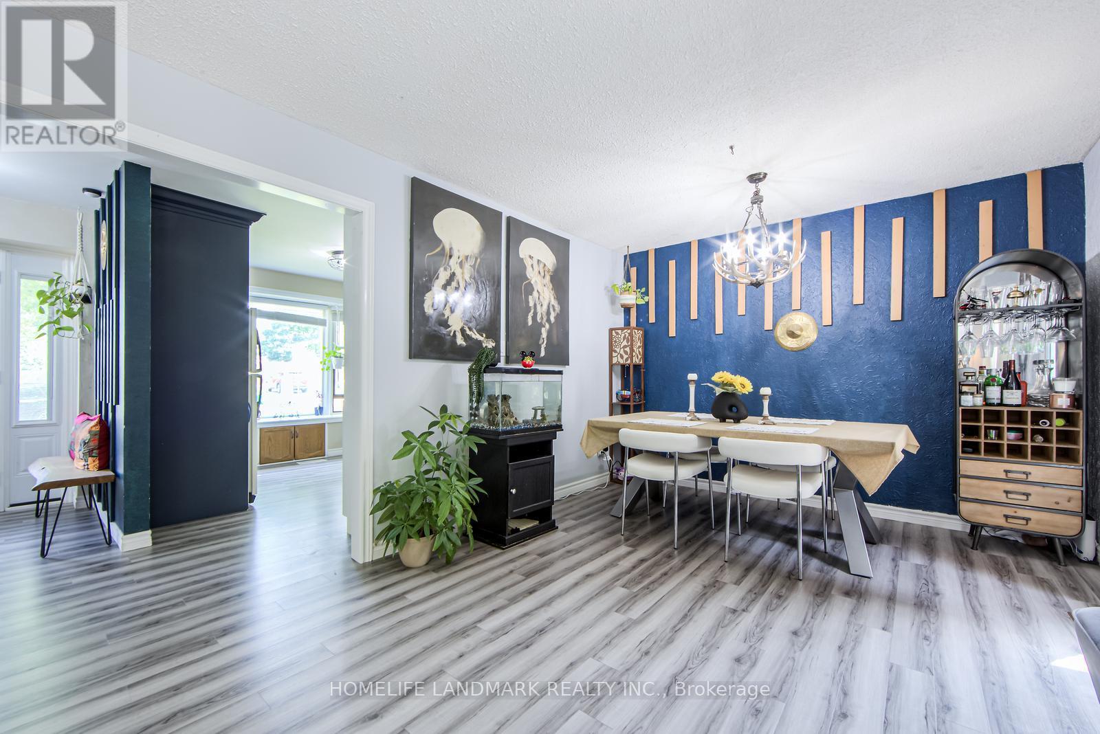 Photo 1 of 915 Harding Street, Whitby ON