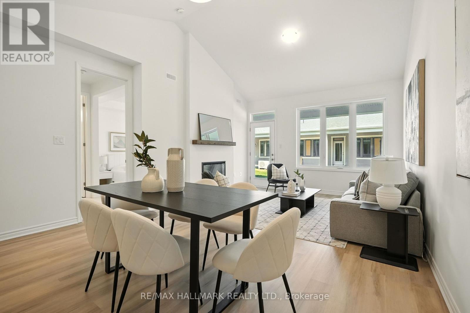 Photo 10 of 716 Keast Place, Innisfil ON