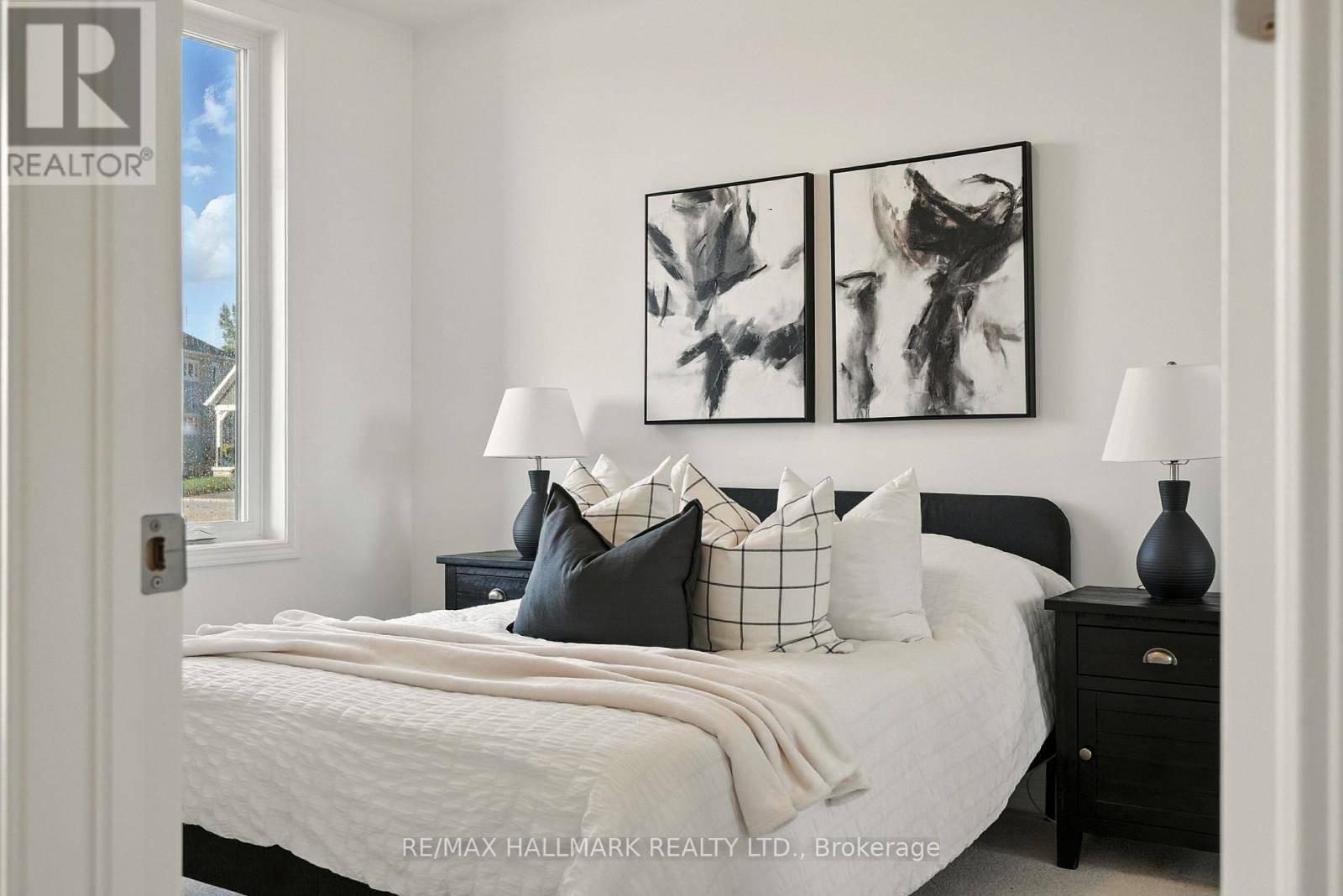 Photo 26 of 716 Keast Place, Innisfil ON