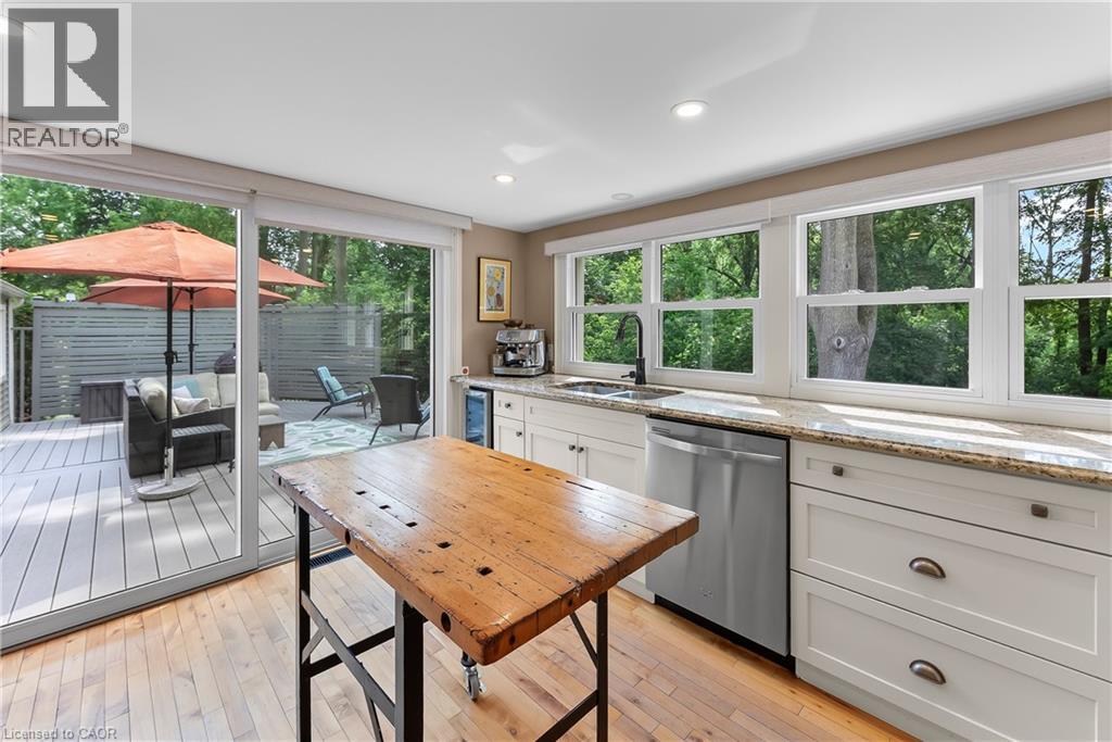 Photo 15 of 4158 Bridgeport Drive, Lincoln ON