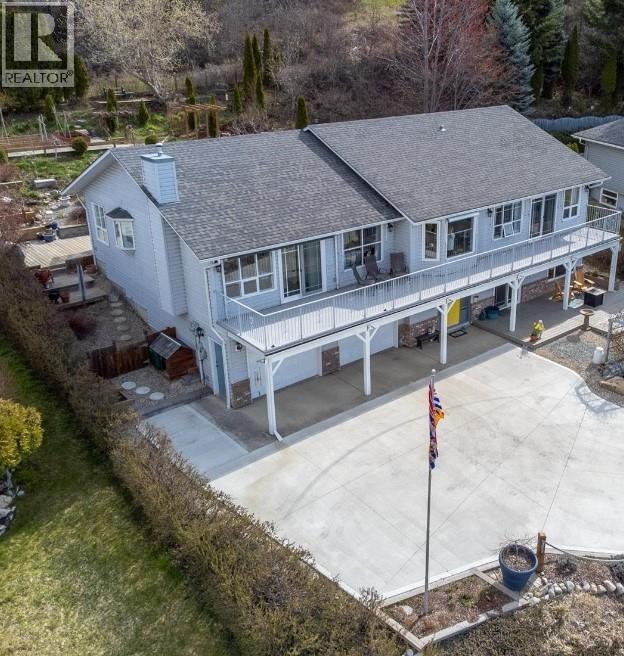 Photo 1 of 4410 Lakeshore Road Ne, Salmon Arm BC