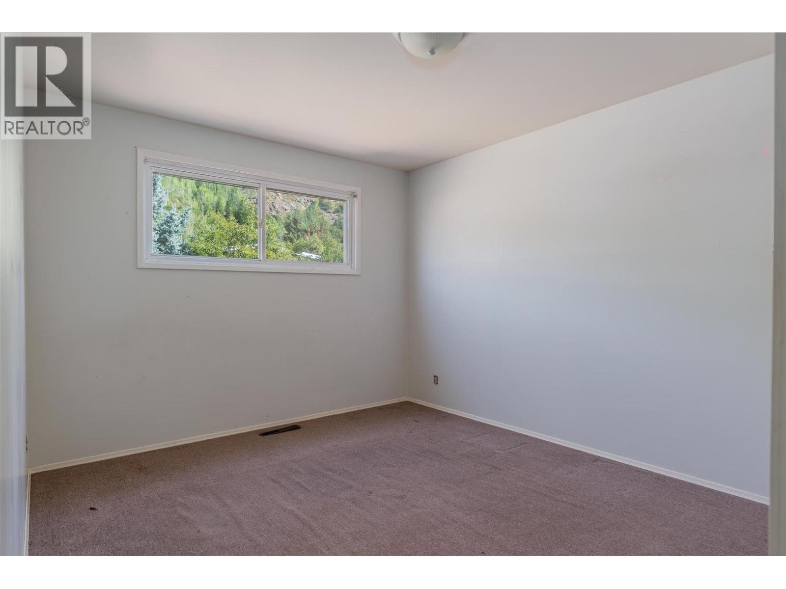 3485 MARIGOLD Drive, Trail