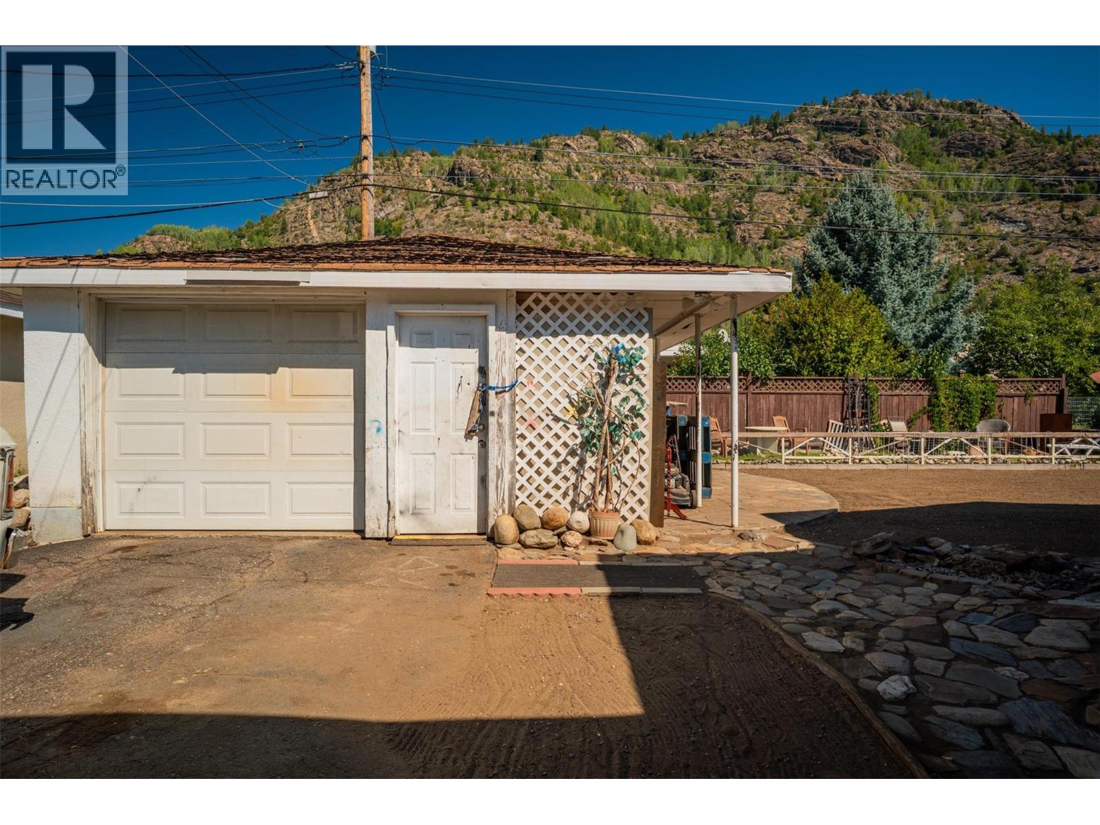 3485 MARIGOLD Drive, Trail